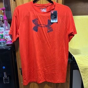 🌟 SOLD 🌟 🌞SUMMER SALE~TAKE 25% OFF🌞 Boys Under Armour Shirt